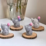 گیفت فیل نیم رخ